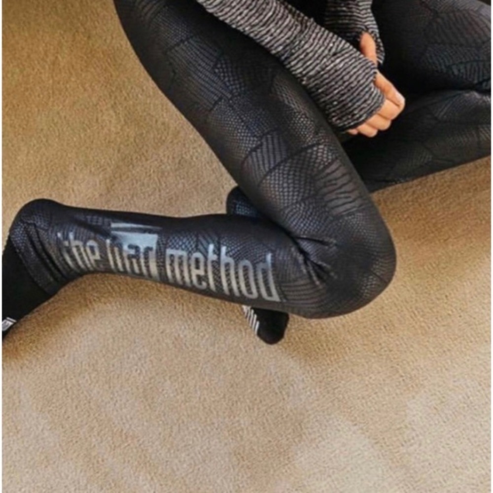Onzie the bar method snakeskin leggings size xs
